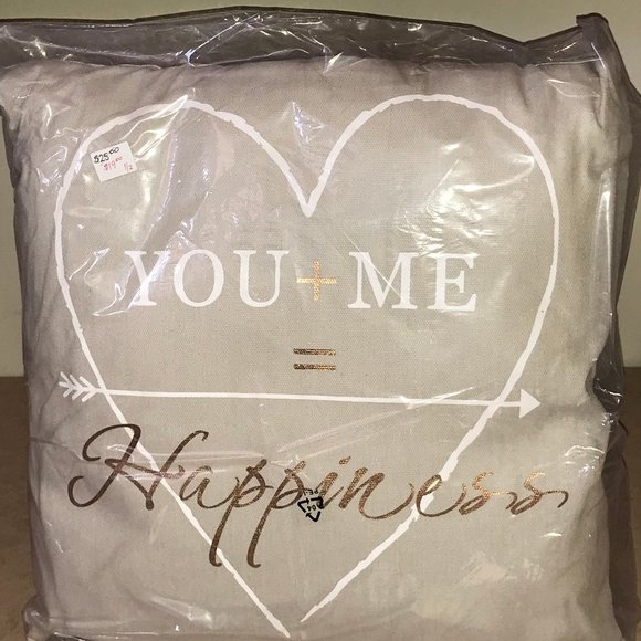 NEW-Decorative Throw Pillow - Picture 1 of 1